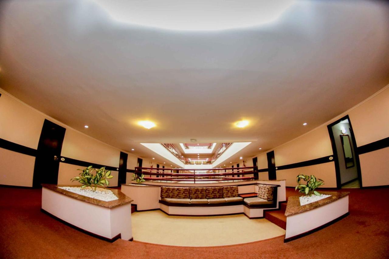 Susin Hotel Mafra Bagian luar foto