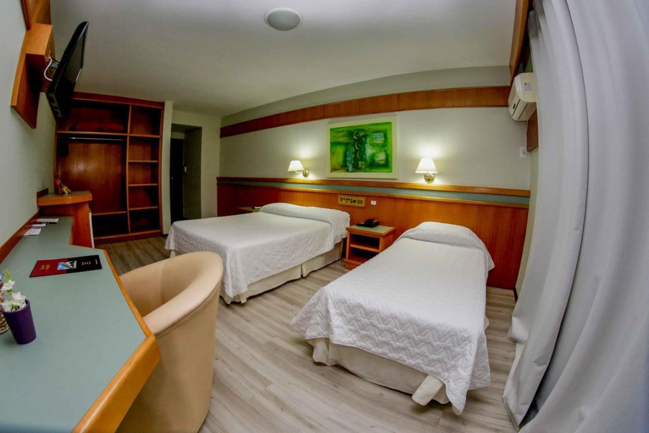 Susin Hotel Mafra Bagian luar foto