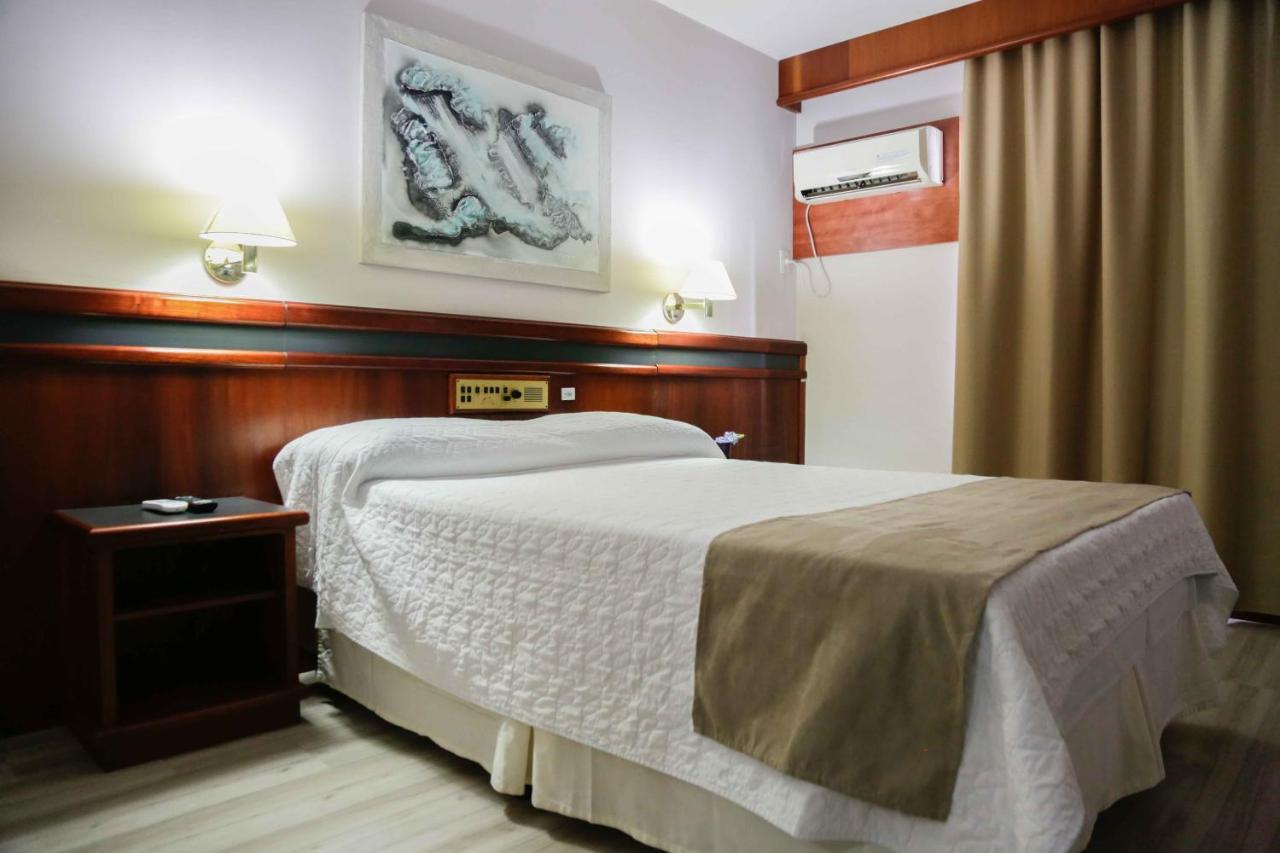 Susin Hotel Mafra Bagian luar foto