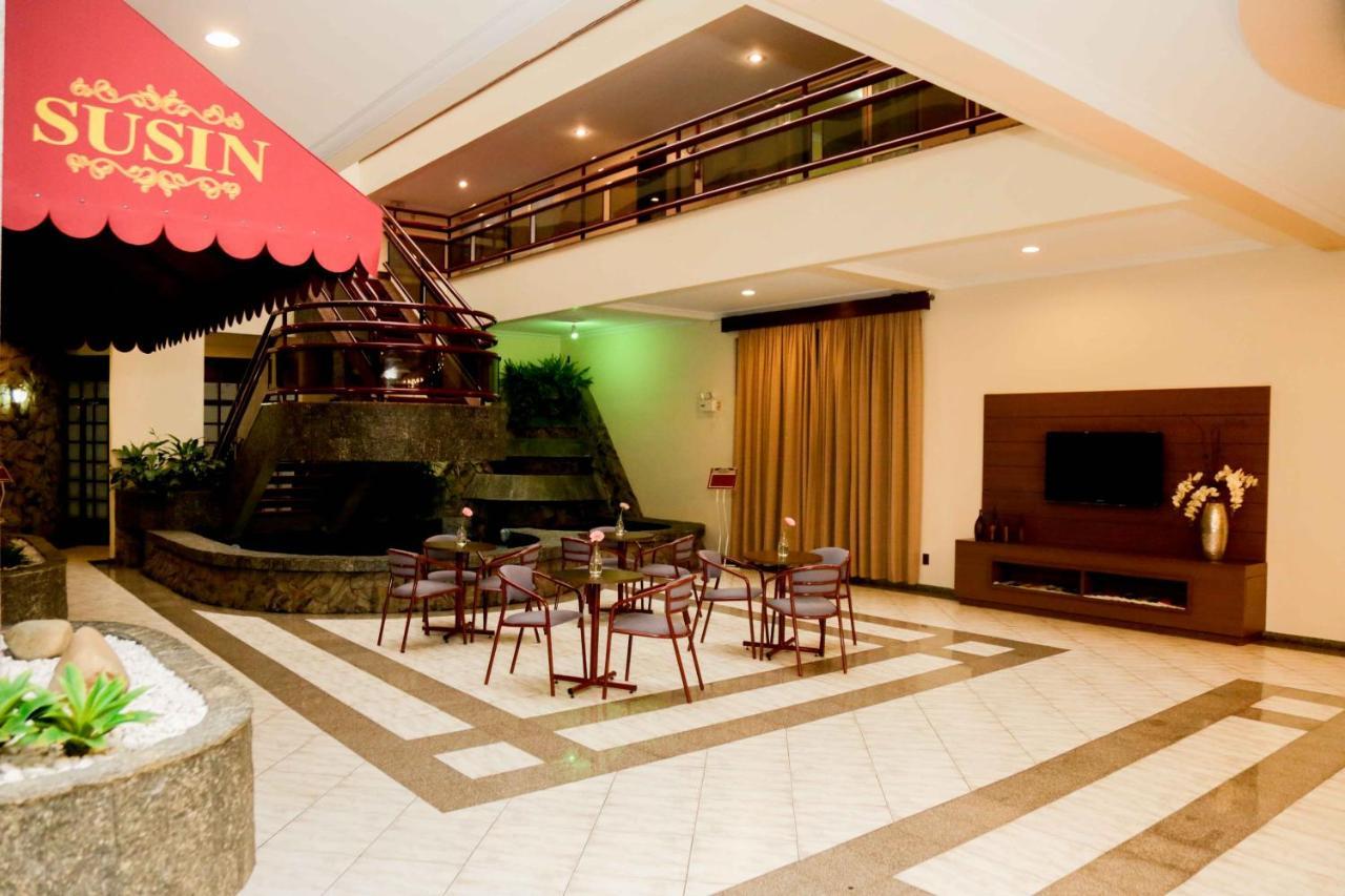 Susin Hotel Mafra Bagian luar foto