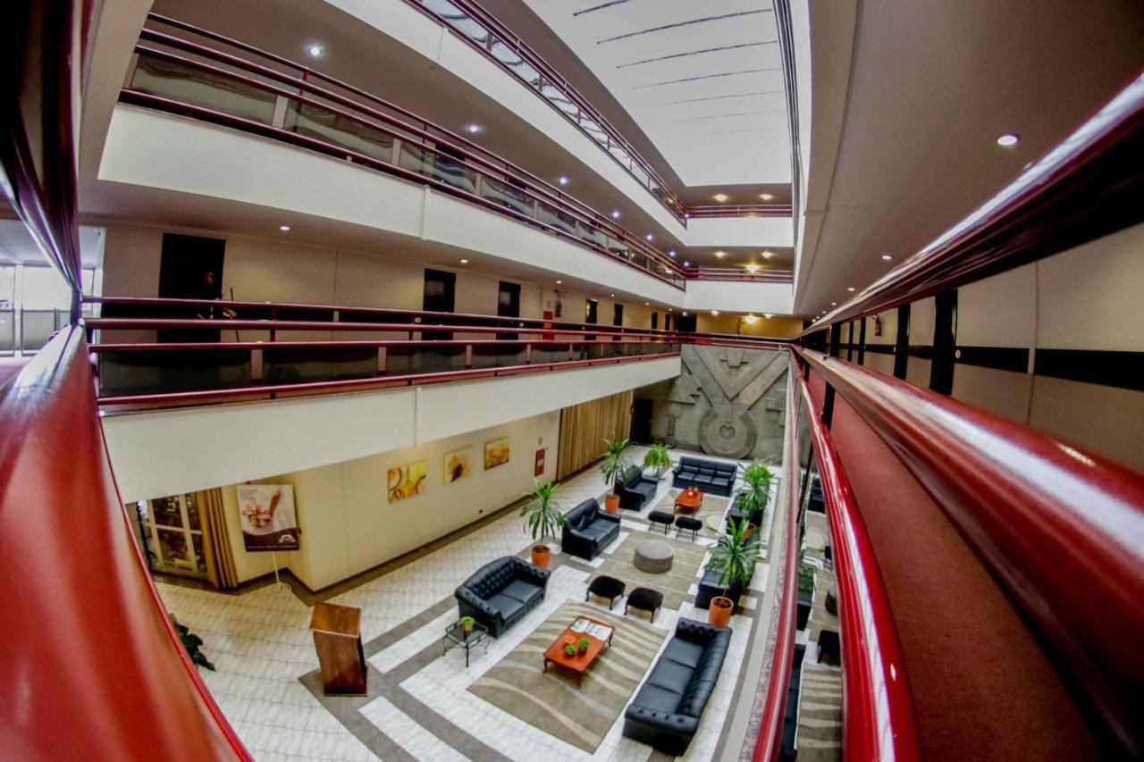 Susin Hotel Mafra Bagian luar foto